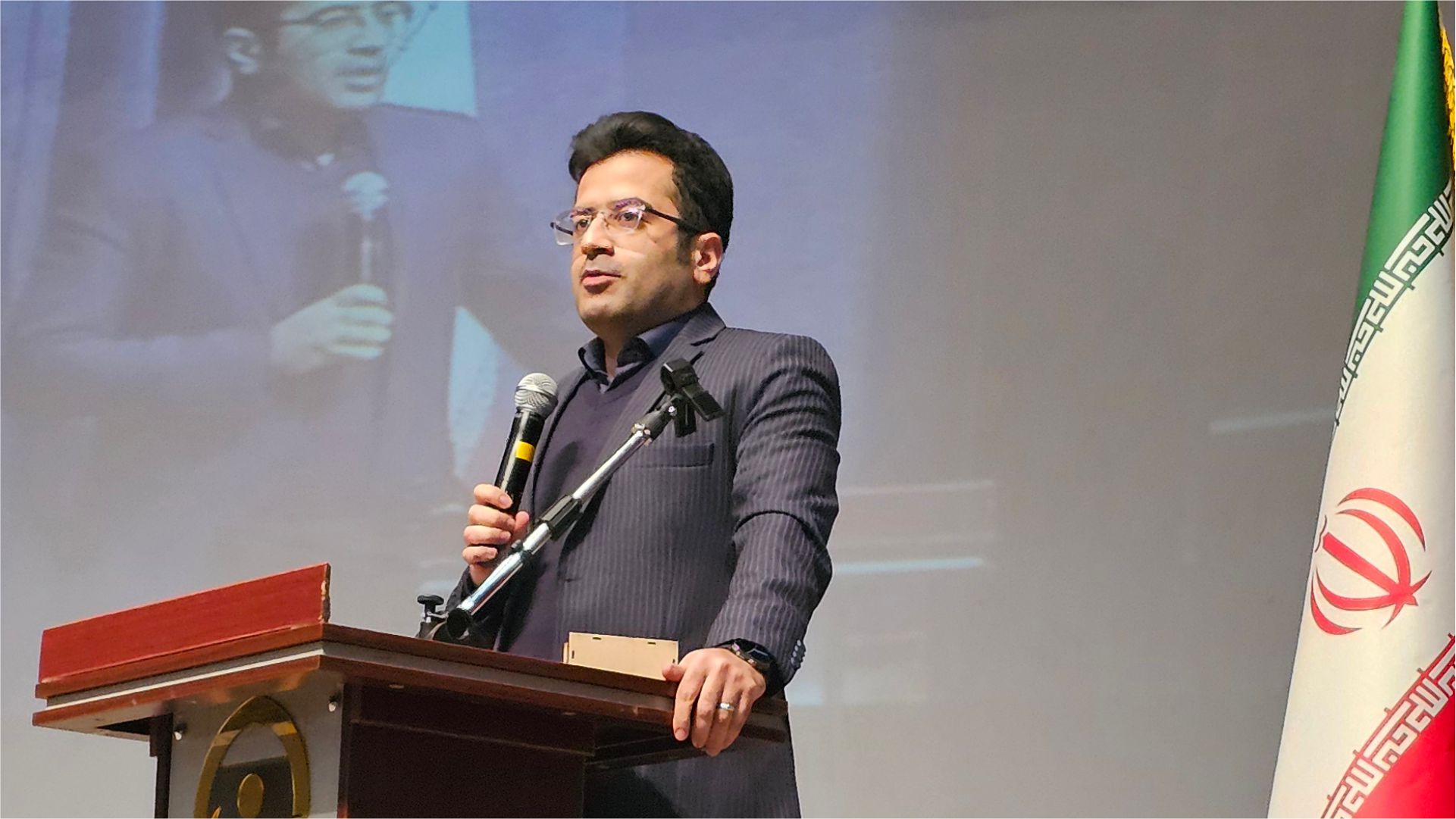 آژانس برندینگ یک کسب - برندسازی سازمانی | برندسازی شخصی