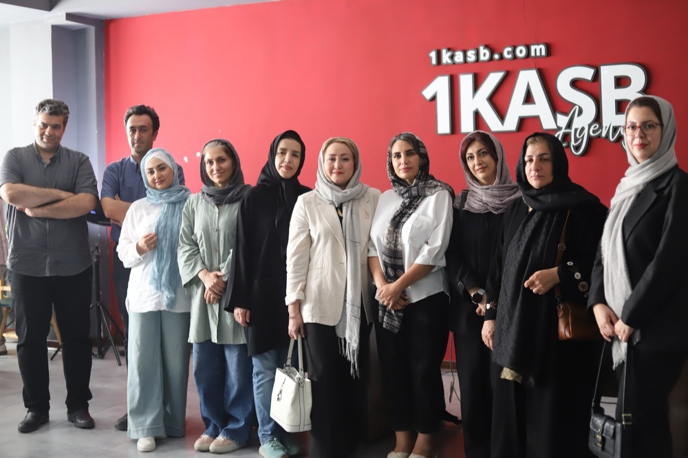 آژانس برندینگ یک کسب - برندسازی سازمانی | برندسازی شخصی