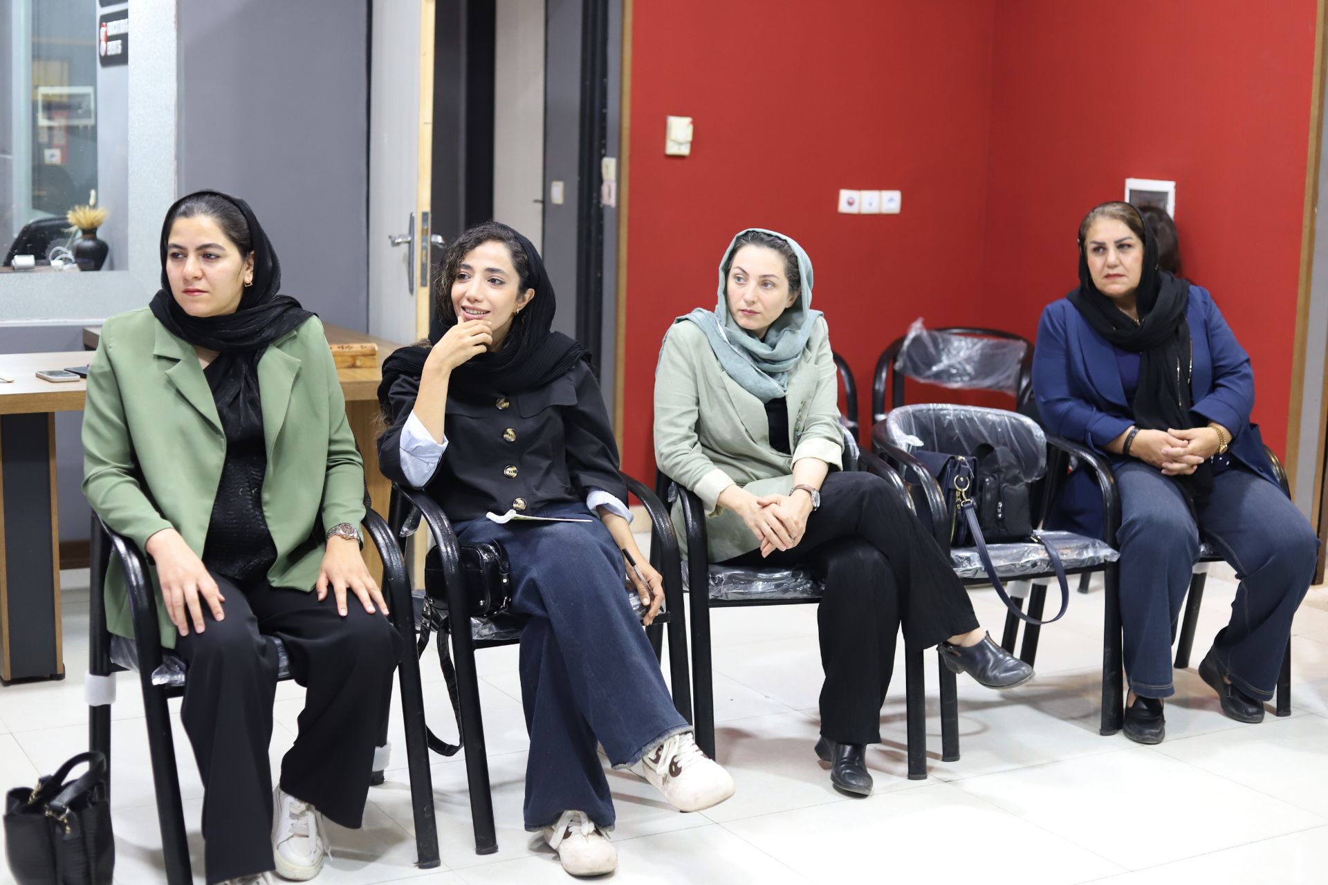 کارگاه من درون ویژه اعضای کانون زنان بازرگان استان قزوین