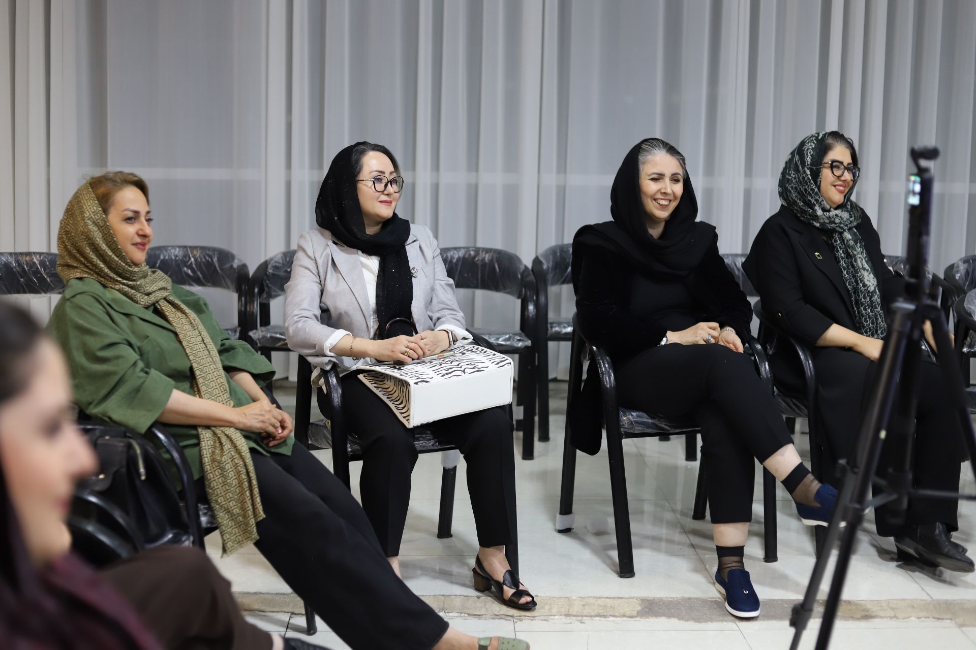 کارگاه من درون ویژه اعضای کانون زنان بازرگان استان قزوین